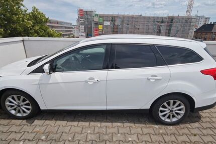 Ford Focus 51.924 km 10.500 &euro; Ulm 89079