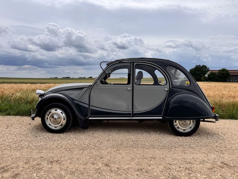 2 CV