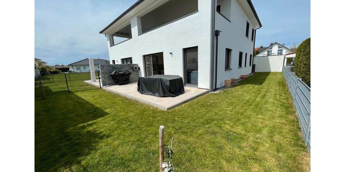 Erdgeschoßwohnung Vöhringen - 3 Zimmer, 86 m&sup2;, 1.150&euro; | Angebot:26323459