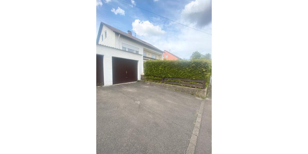 Dachgeschoßwohnung Illertissen - 4 Zimmer, 74 m&sup2;, 239.000&euro; | Angebot:26637443
