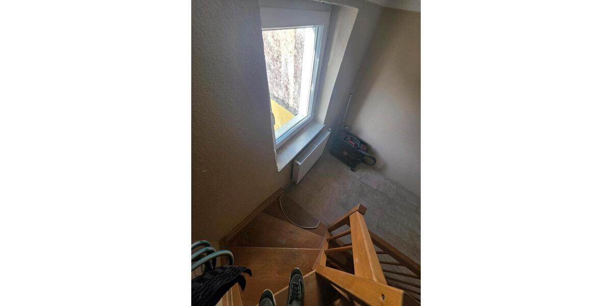 Einfamilienhaus Breitingen - 5 Zimmer, 90 m&sup2;, 165.000&euro; | Angebot:27050170