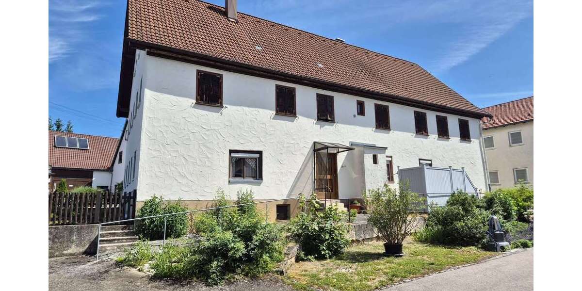 Einfamilienhaus Hermaringen - 10 Zimmer, 216 m&sup2;, 250.000&euro; | Angebot:27070895