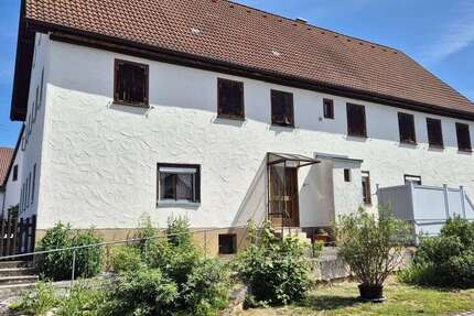 Haus Hermaringen - 10 Zimmer, 216 m&sup2;, 250.000&euro; | Angebot:27070895