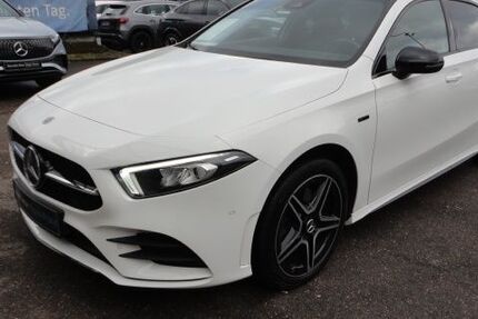 Mercedes-Benz A 250 83.520 km 21.950 &euro; Geislingen/ Steige 73312