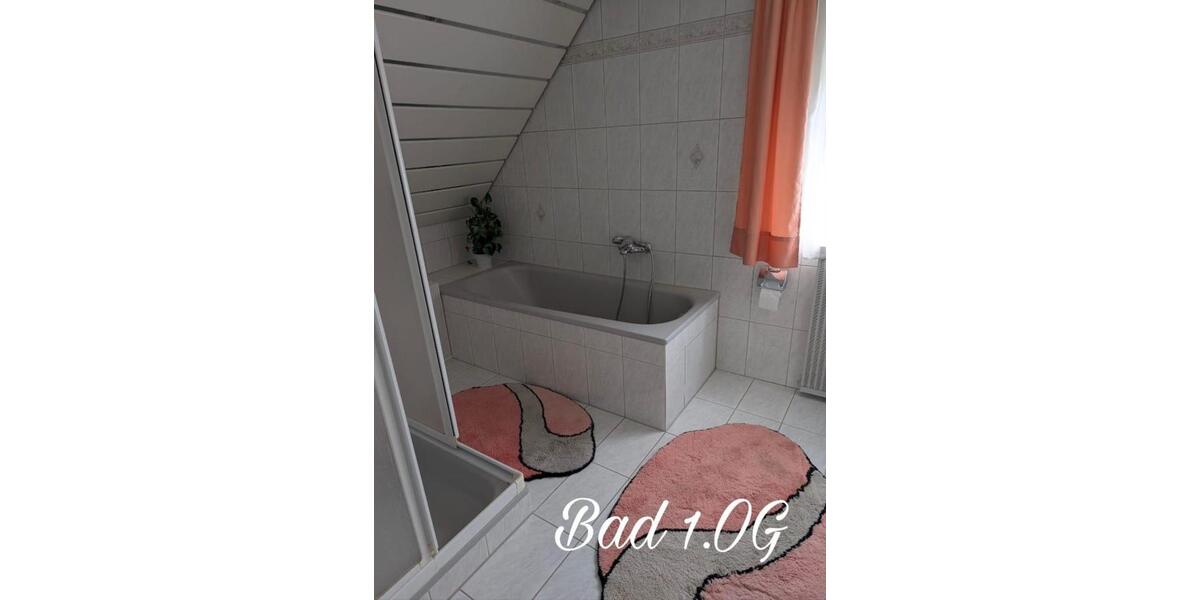 Einfamilienhaus mit Garten in ruhiger Lage zu vermieten 6 zimmer