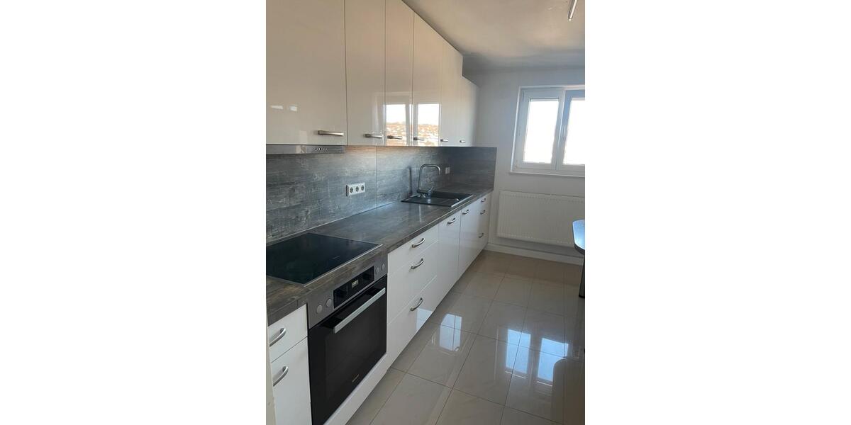 Dachgeschoßwohnung Blaustein - 4 Zimmer, 80 m&sup2;, 1.300&euro; | Angebot:25255273