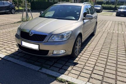 Skoda Octavia 182.000 km 5.700 &euro; Laupheim 88471