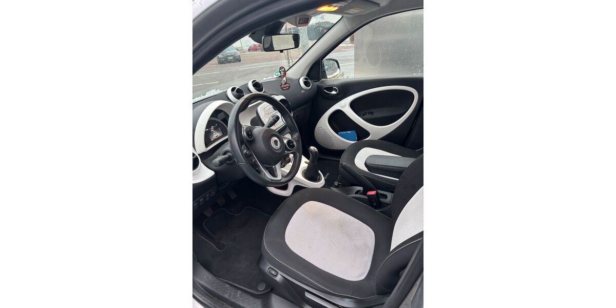 Smart ForFour 99.999 km 5.499 &euro; Illerrieden 89186