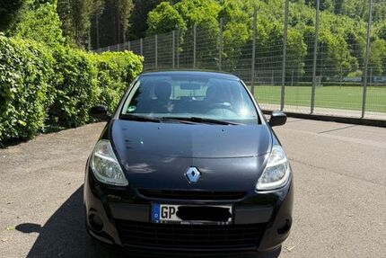 Renault Clio 190.000 km 2.800 &euro; Geislingen 73312