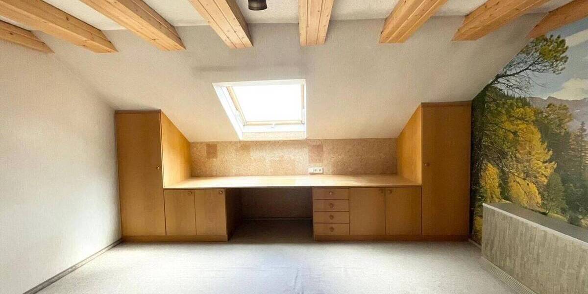 Einfamilienhaus Bernstadt - 8 Zimmer, 185 m&sup2;, 495.000&euro; | Angebot:26807385