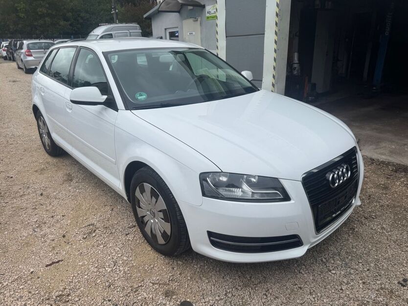 Audi A3 126.000 km 7.900 € Ulm-Donautal 89079